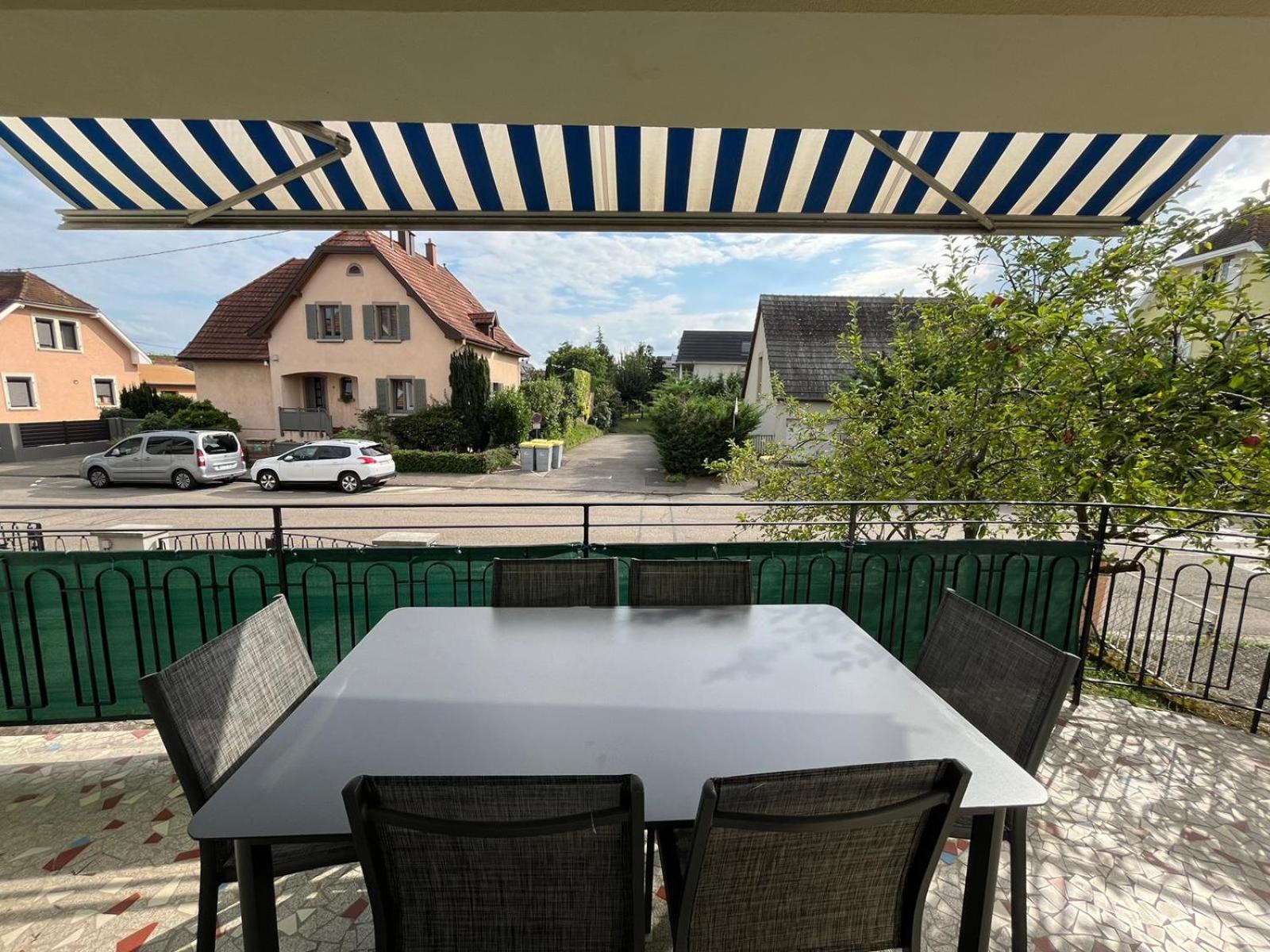 Tres Belle Maison